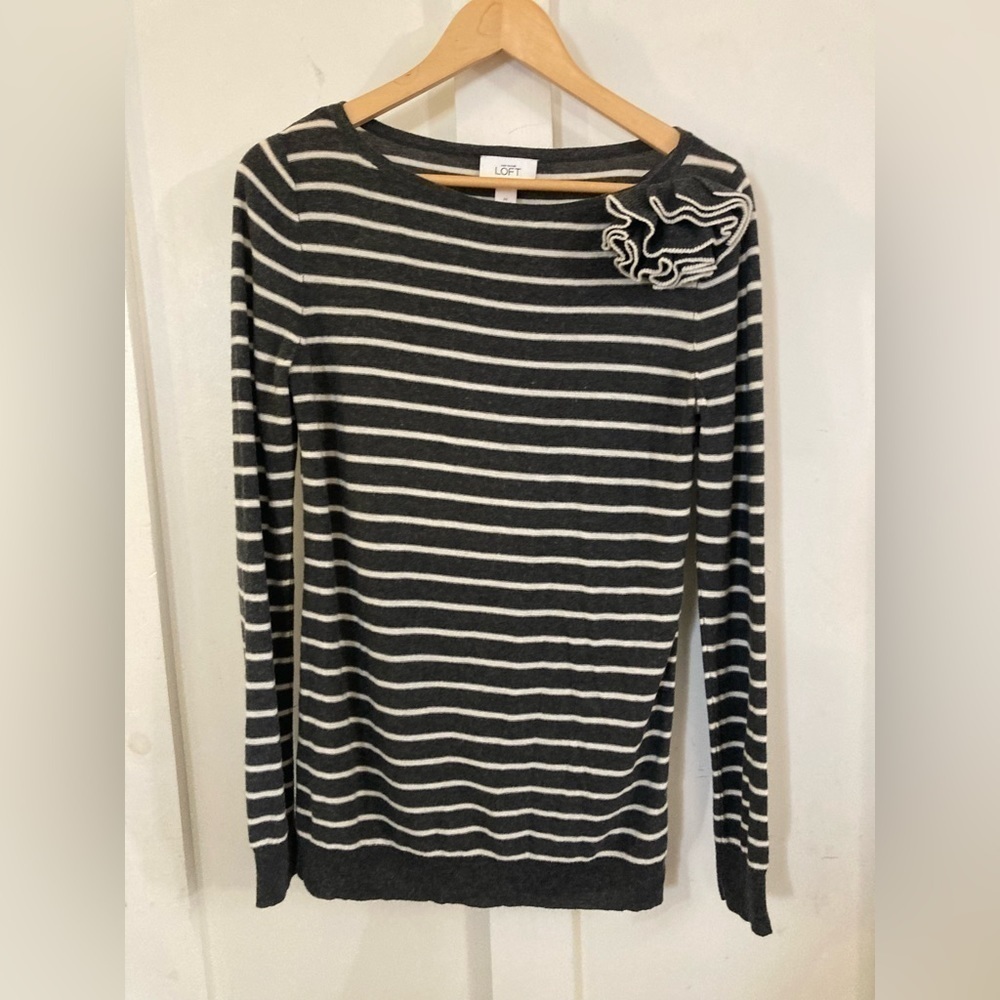 Loft merino wool blend striped sweater flower accent Medium